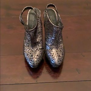 Elizabeth and James silver high-heeled booties